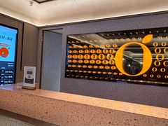 -桔子酒店(上海西藏北路地铁站店)