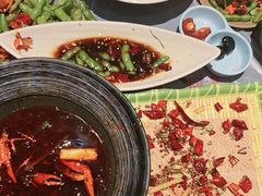 -肥肥虾庄·金牌油焖大虾(杨园滨江时代walk店)