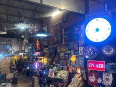 -席娜卡琳火车铁道夜市