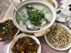 -天乐农家鱼头王(天目湖店)