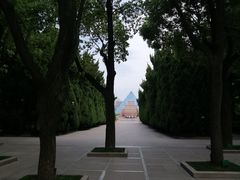 -上海市龙华烈士陵园