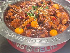 -胖哥俩肉蟹煲(济南世茂国际广场店)
