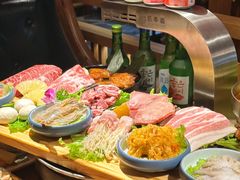 -明洞阿姨·韩式酱蟹烤肉·创意料理(三元桥店)