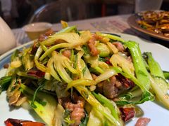 青菜炒牛肉-酒阳蒸经小酒馆(解放碑店)