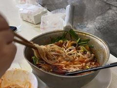 -铁锅哥米线