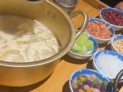 -周小明火锅(黑金冠社区店)