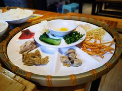 -勺子米线·云南传统小吃市集(四方街店)