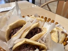 -闫家驴肉老店(华电一校店)