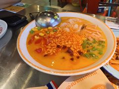 -小小集渔·泰式大排档(太古里香槟店)