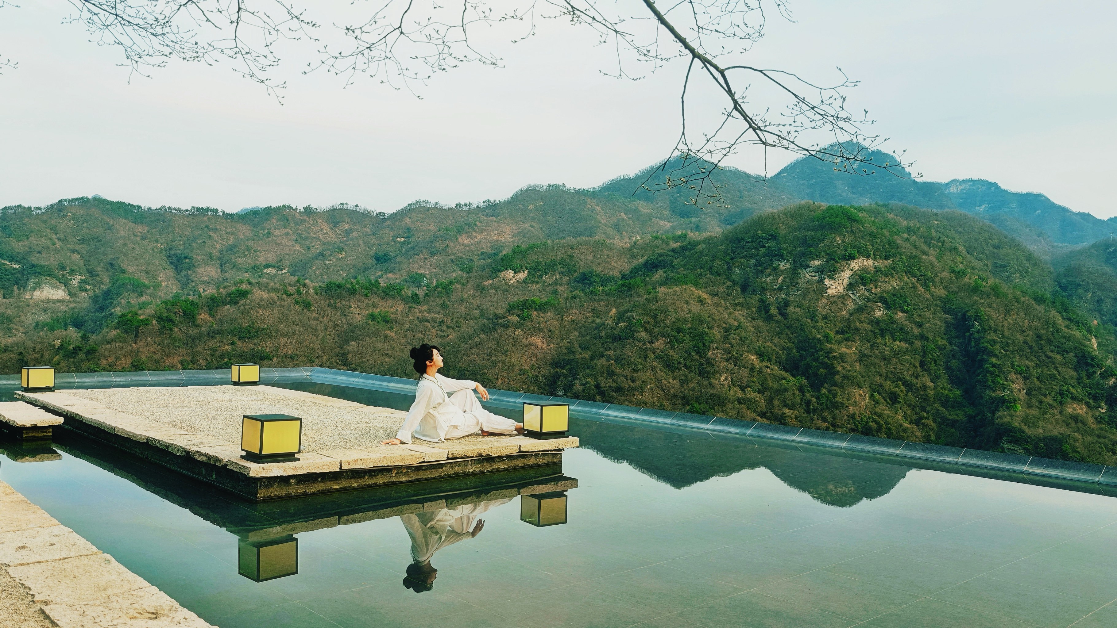 心静如水,身在画中游
