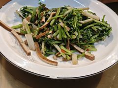 -缘来聚·徽菜名店(黄山宏村店)