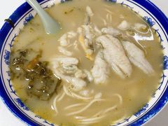 招牌黄鱼面-明呈黄鱼面馆(斜土路店)