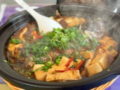 红烧鱼头豆腐-秋香鱼馆(世凹桃园店)