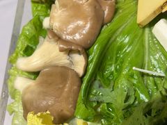 -红鼎豆捞·非遗鲍皇汤火锅(宝丰路店)