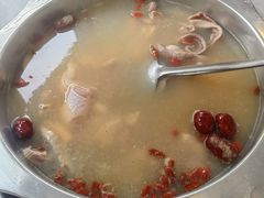 -光头药膳鸡(莱茵小镇店)