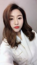 -艾米丽婚纱礼服