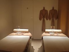 -左右Massage/Spa(长寿路店)