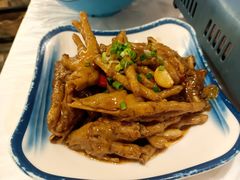 -霄汉牛三鲜湖北砂锅菜(万松园2店)