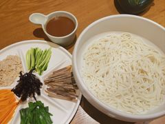 鸡丝凉米线-云海肴·汽锅鸡·云南菜(东坝金隅店)
