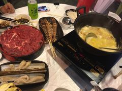 -鲜入围煮花胶鸡海鲜火锅