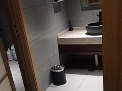 -耳湾躺式采耳SPA馆(保利五月花店)