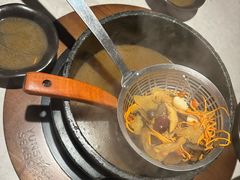 -芸山季·云南野生菌火锅(人民广场来福士店)