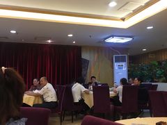 -益健海鲜大食坊(拱北口岸店)