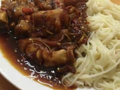 辣猪蹄-贤花饭店(城阳店)