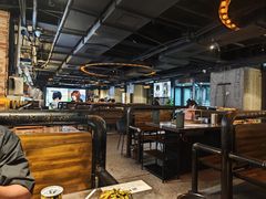 -麦凯伦烧烤·精酿超级工厂店(金桥总店)