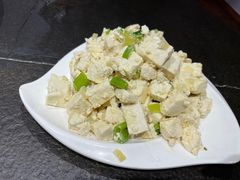 -缘福乡村铁锅炖民宿(八达岭店)