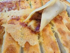 牛肉圆葱锅贴-锅贴王海鲜小馆