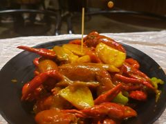 -巴厘龙虾·榜首油焖大虾(音乐学院·沿江酒馆店)