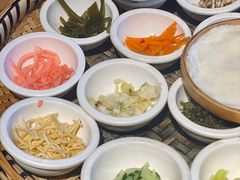 -包整·丝娃娃(一览甲秀楼风景店)