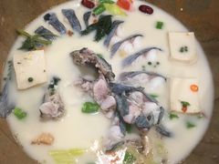 -云中鱼蒸汽石锅鱼(川沙百联店)