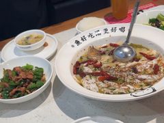 -江渔儿酸菜鱼(奥园广场金发购物中心店)
