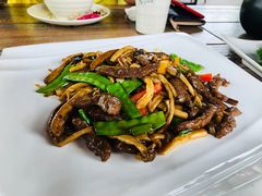 -花溪雨·森林餐厅(石基店)