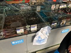 -四川小胡子海鲜(丁村万人海鲜广场店)