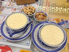 -广信牛奶甜品世家(台东店)