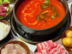 -贵府酸汤牛肉火锅·贵州老字号(飞山街店)
