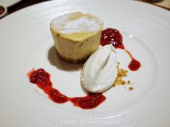 -恰餐厅及酒吧 CHAR Bar & Grill (北京丽都皇冠假日店)