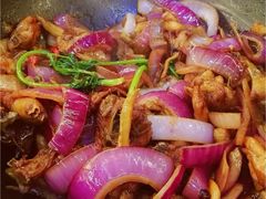 -胡须佬鸡煲四季火锅店(石厦西村直营店)