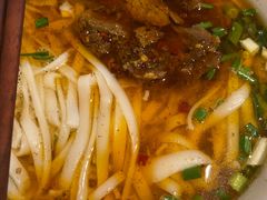 -矮子粉店1985·长沙米粉(湘春路店)