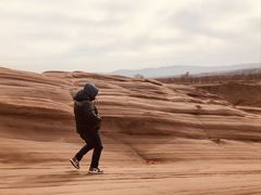 -波浪谷