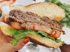 招牌牛肉汉堡-UPPER KITCHEN(延安路店)
