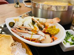 -樾餐厅泰式海鲜火锅(民歌湖店)