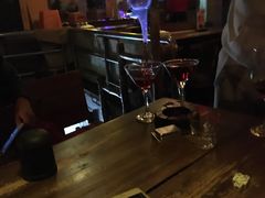 今夜不回家-Helens海伦司小酒馆(复旦大学店)