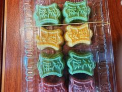 经典定胜糕-同得兴 Since·1995 传统苏式面馆(嘉馀坊店)