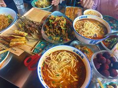 -东大桥小国抻面烧烤(长通路店)