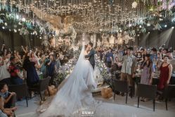 -花嫁丽舍婚礼殿堂(世博江景店)
