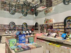 -钟书阁(群光广场店)